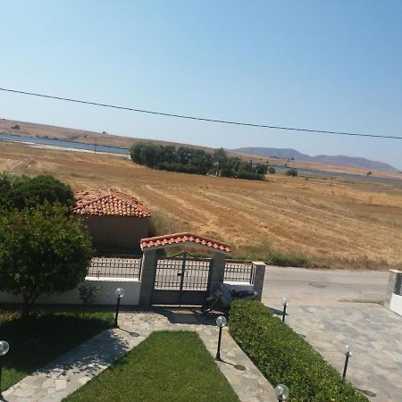 Irini'S Appartment Nea Koutali Buitenkant foto